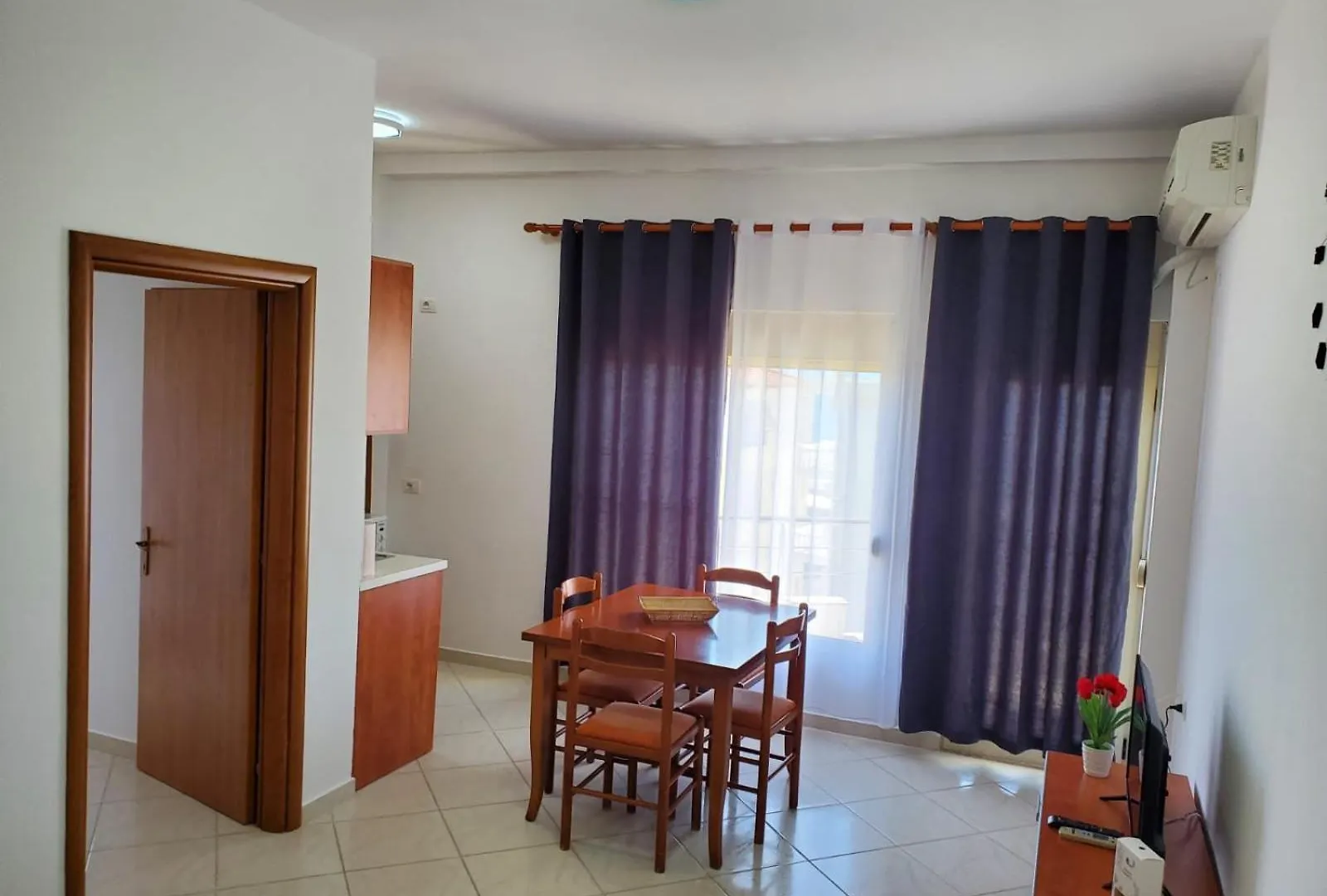 아파트호텔 Summer Gate Apartment Sarandë