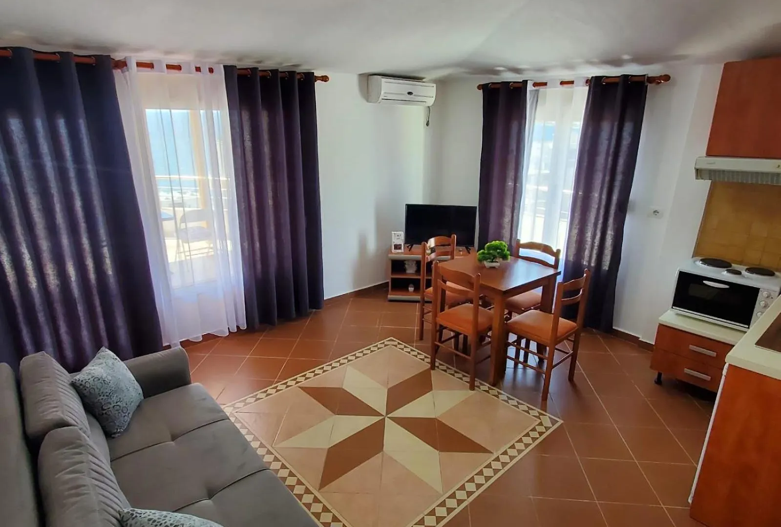 아파트호텔 Summer Gate Apartment Sarandë