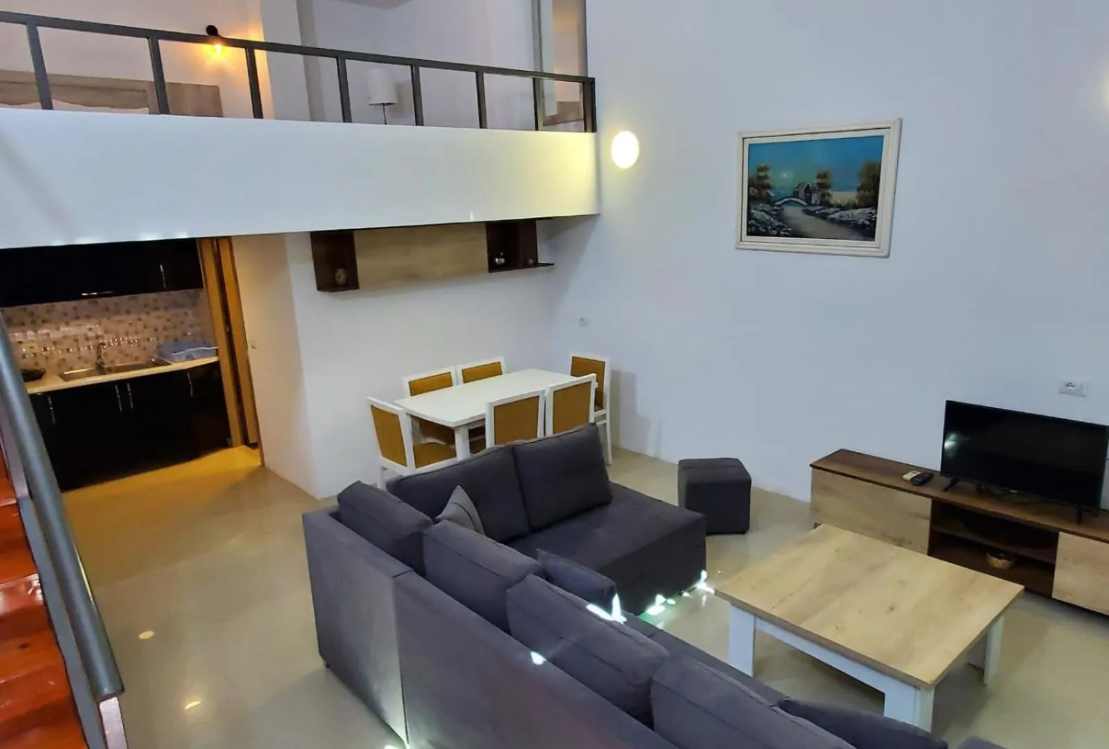 Summer Gate Apartment Sarandë 0*,