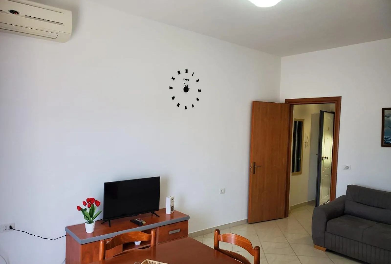 Summer Gate Apartment Albania