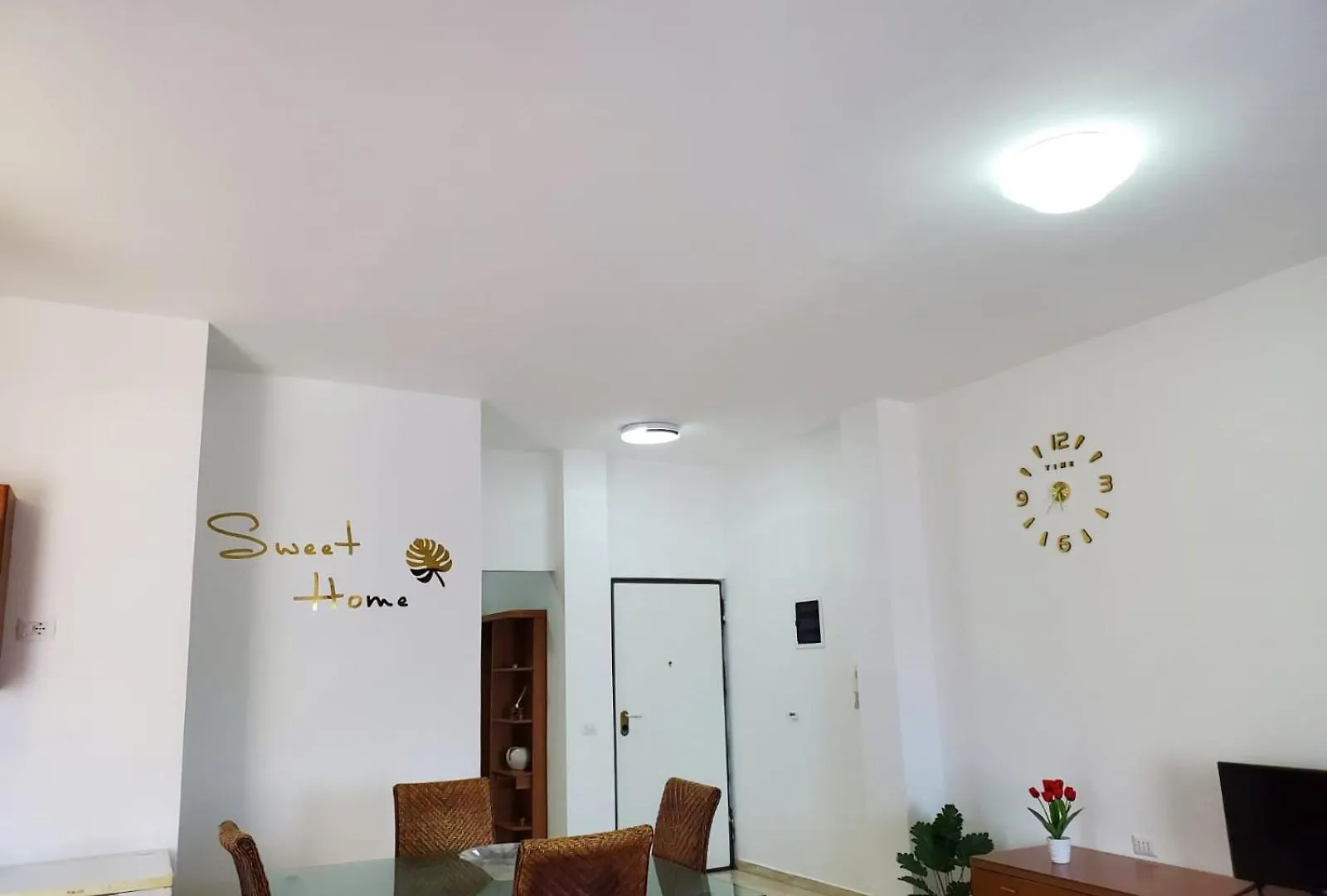 Summer Gate Apartment 0*, Sarandë