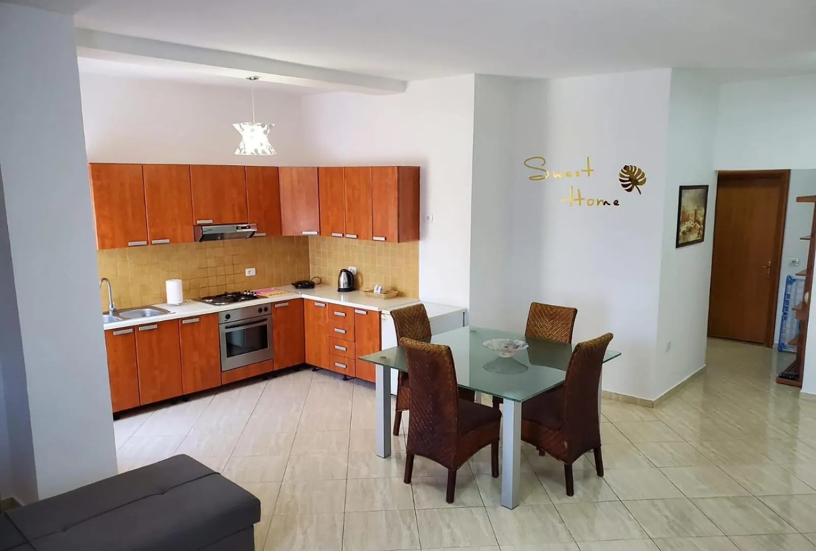 Summer Gate Apartment Sarandë Aparthotel