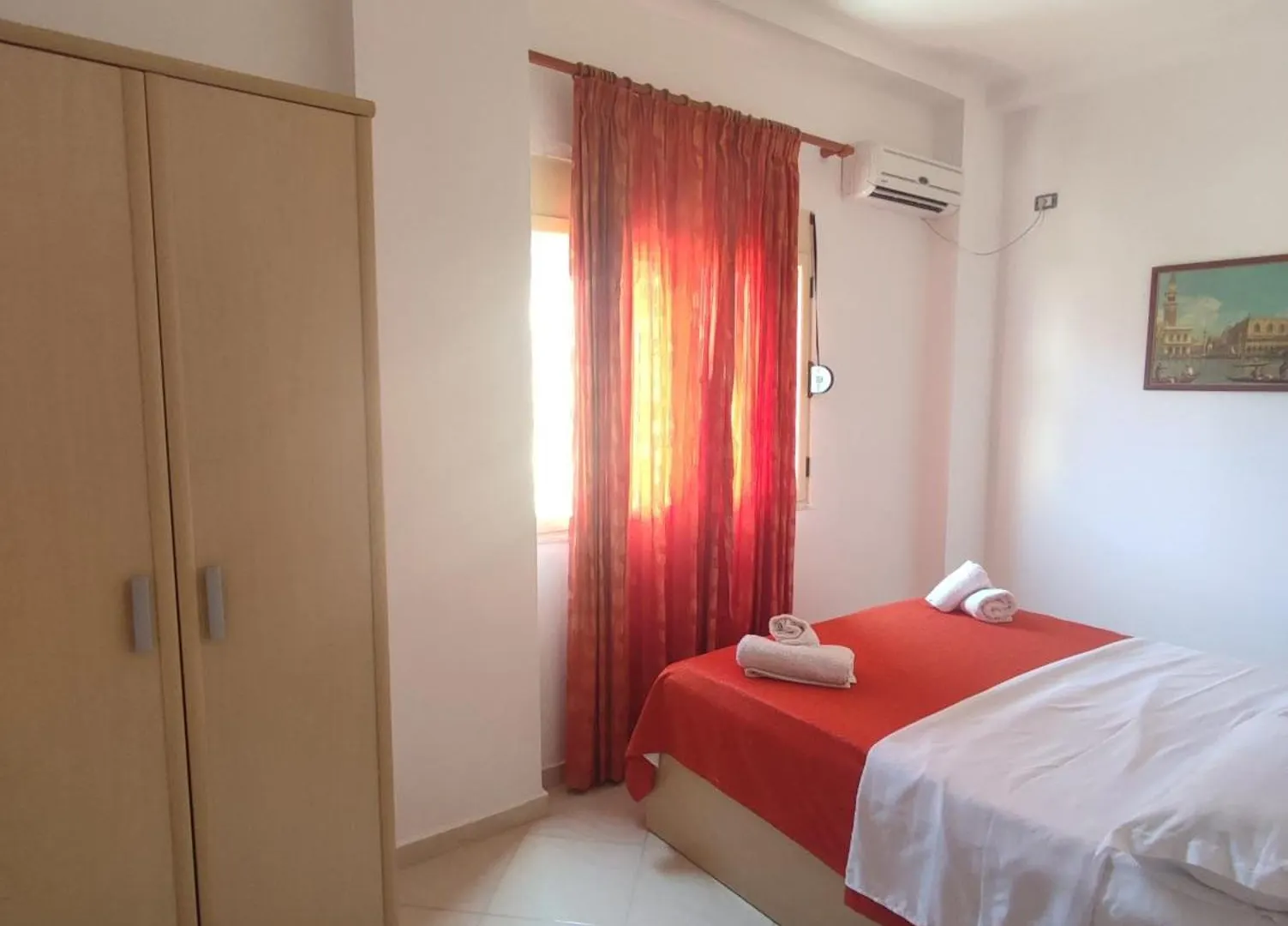 Summer Gate Apartment 0*, Sarandë