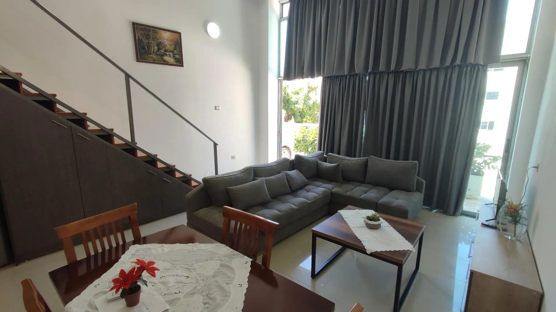 Summer Gate Apartment Sarandë