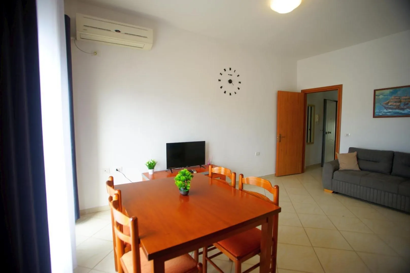 Aparthotel Summer Gate Apartment Sarandë